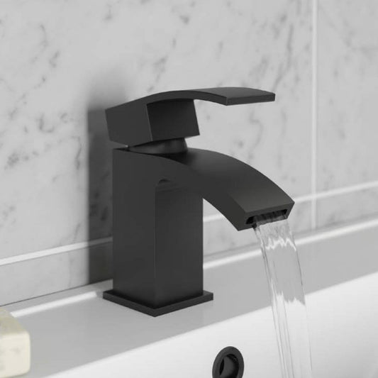 FIUTO NERO TAP COLLECTION